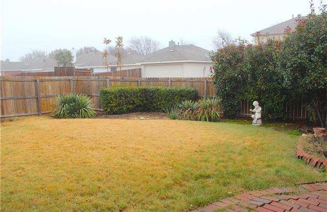 3905 Pinetree Drive Gallery 2