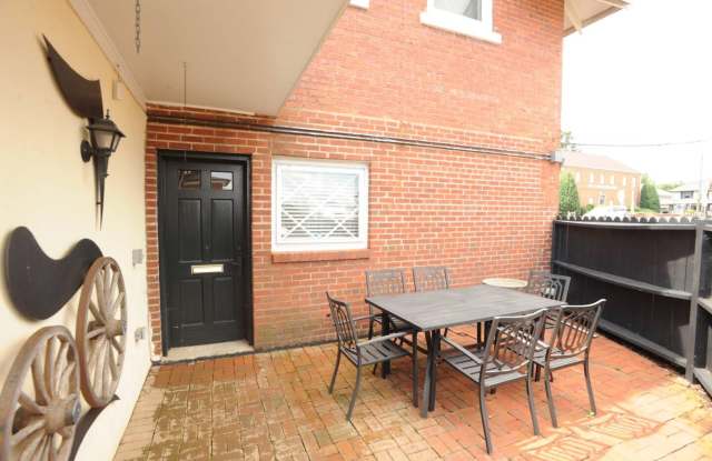 ***Furnished***Charming Historical Home for Lease in Downtown Winston-Salem Gallery 4