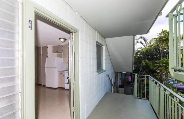 One-Bedroom Rental in the Heart of Kaimuki Gallery 1