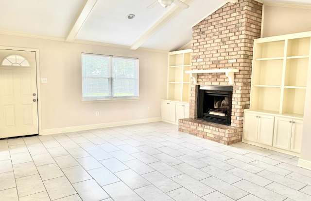 2223 Firewood Drive Gallery 2