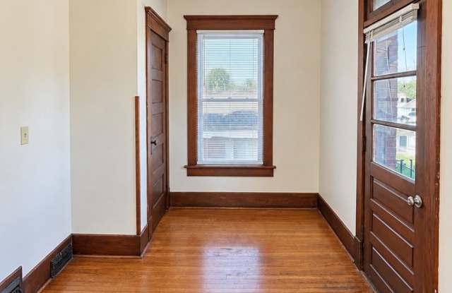 Historic Charm Meets Downtown Convenience! Gallery 3