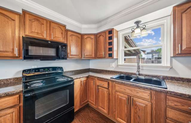 2717 Lafayette Street - 2717 Lafayette Street, McKeesport, PA 15132