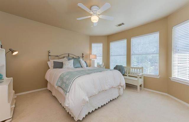 4580 Courtyard Trail Gallery 3