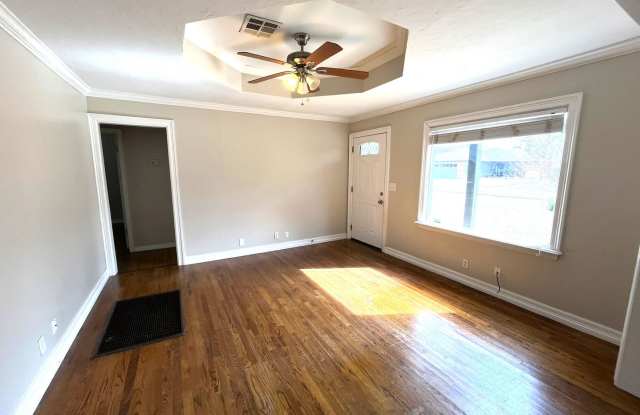 Cute 2 Bed 1.5 Bath in Bethany Gallery 3