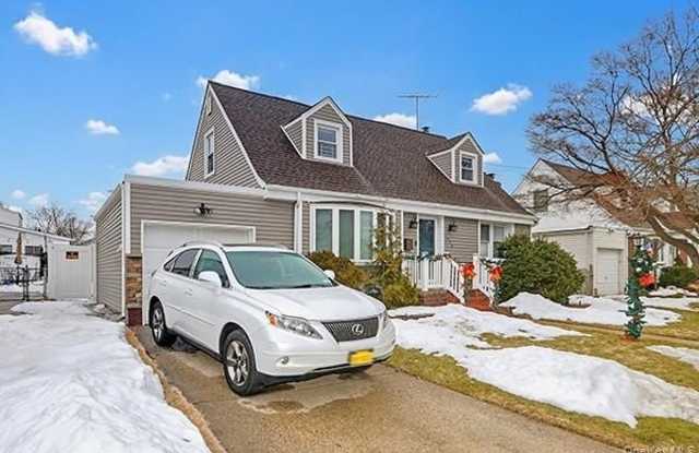 926 Second Avenue unit: 2Nd Floor photos photos