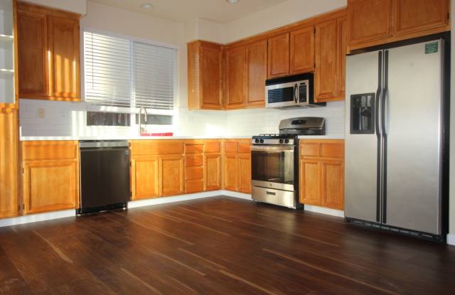 Spacious Home in SW Santa Rosa - 2514 Edgewater Drive, Santa Rosa, CA 95407