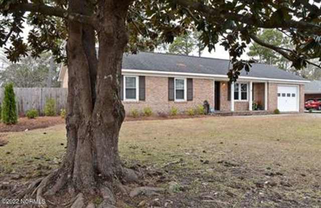 Renovated Brick Ranch Home Gallery 3