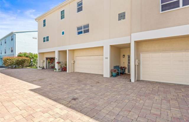 1109 PINELLAS BAYWAY S photos photos