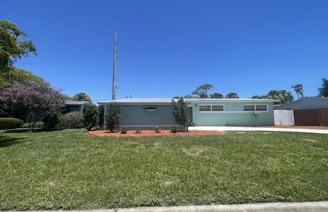 60 Barbados Drive Gallery 1