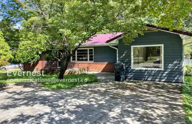 306 North Circle Drive photos photos