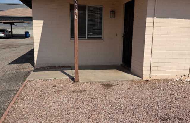 6740 E Dallas St - 6740 East Dallas Street, Maricopa County, AZ 85205