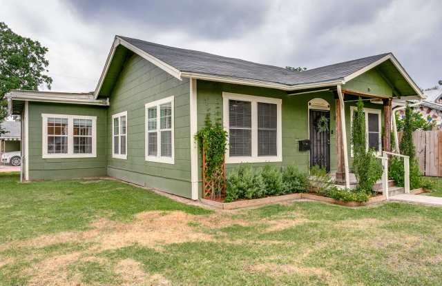 BEAUTIFUL 3-BEDROOM HOME IN LOS ANGELES HEIGHTS Gallery 4