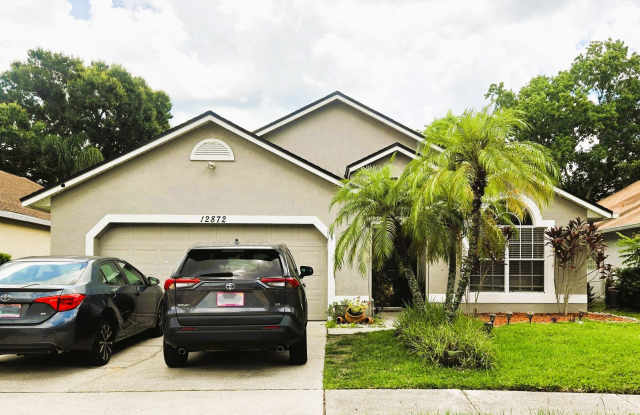 3 Bdrm 2 Bath With Office in Waterford Lakes! Don't miss out, Call today!! photos photos