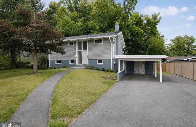 13802 MARIANNA Drive Gallery 1