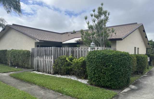 2103 Waterview Circle photos photos