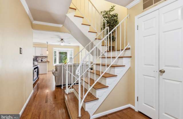 9415 PARK HUNT Court Gallery 3