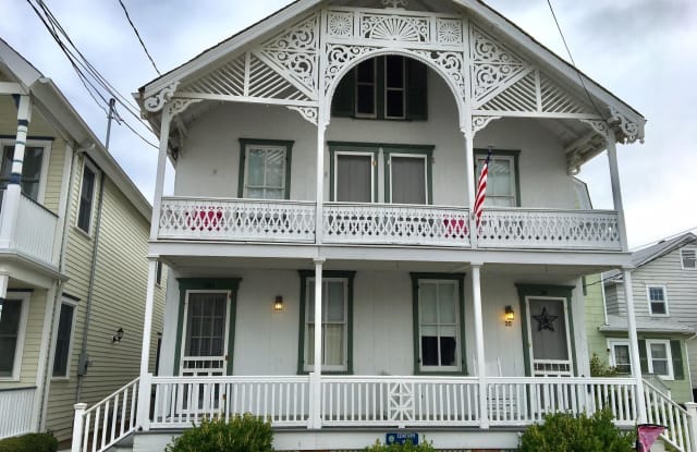 35 1/2 Olin Street - 35 1/2 Olin St, Ocean Grove, NJ 07756