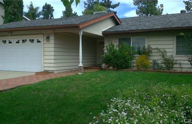 10116 Viking - 10116 Viking Avenue, Los Angeles, CA 91324