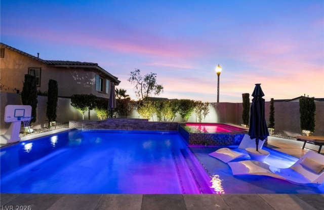 823 E Via De Santa Maria Gallery 3