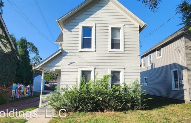1222 Rowley Ave - 1222 Rowley Avenue, Cleveland, OH 44109
