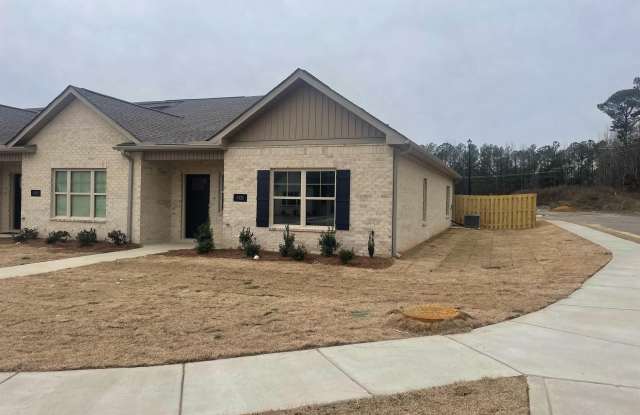 401 Ronnie Drive - 401 Ronnie Drive Southeast, Morgan County, AL 35640
