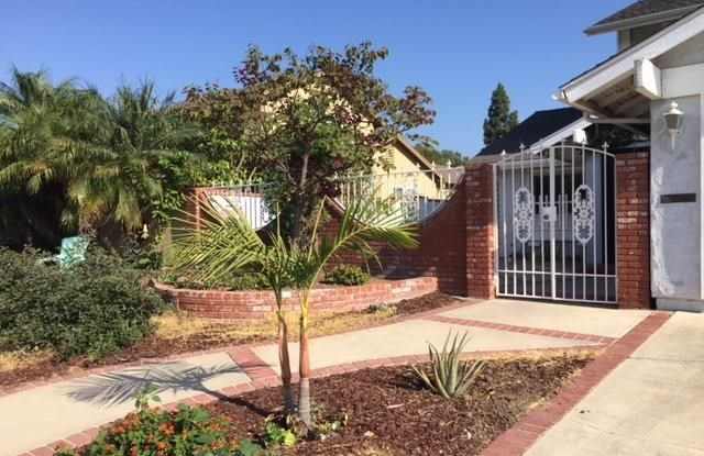 24152 Hurst Drive Gallery 2