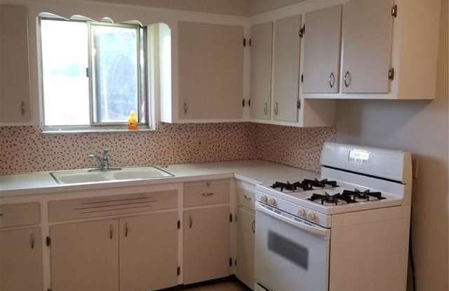 4011 Fruitland Dr Gallery 4