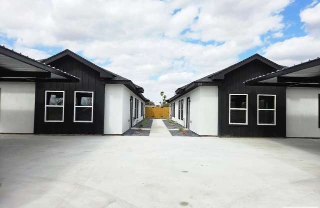 203 ROYAL PALM DR photos photos