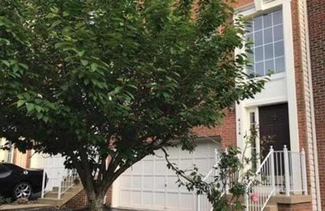4114 BROOKGREEN DRIVE Gallery 2