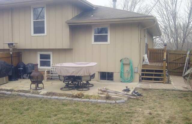 512 North Parker Terrace Gallery 3