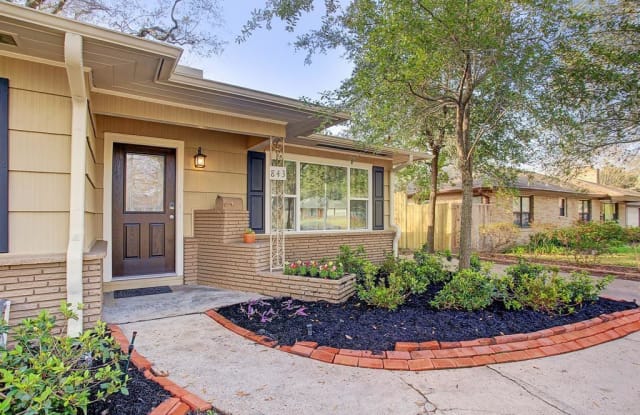 843 T C Jester Boulevard - 843 T C Jester Boulevard, Houston, TX 77008
