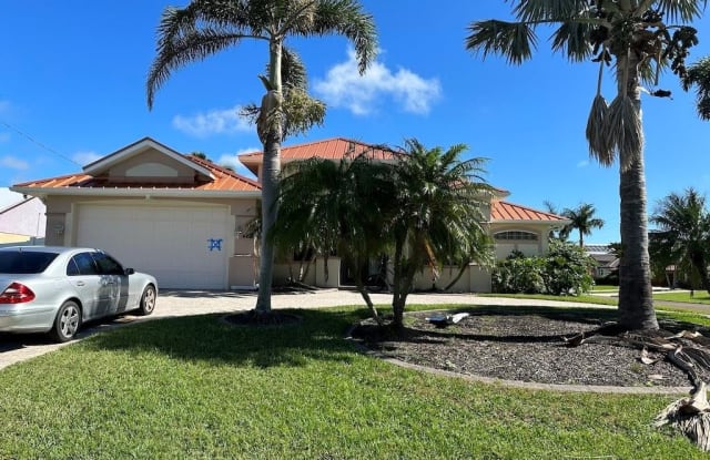 4421 SW 26th AVE - 4421 Southwest 26th Avenue, Cape Coral, FL 33914