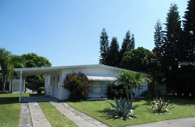 21530 MEEHAN AVENUE photos photos