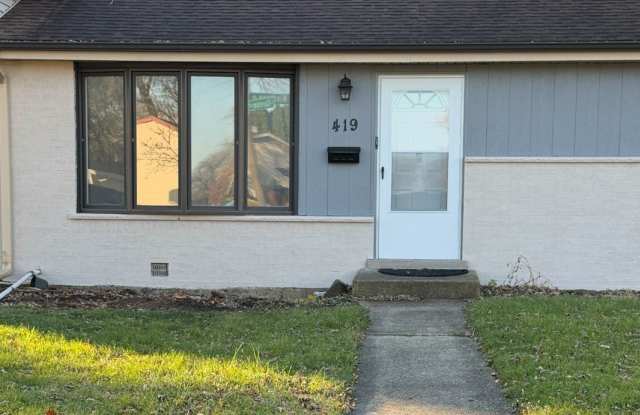 419 W Winthrop Avenue - 419 Winthrop Avenue, Addison, IL 60101