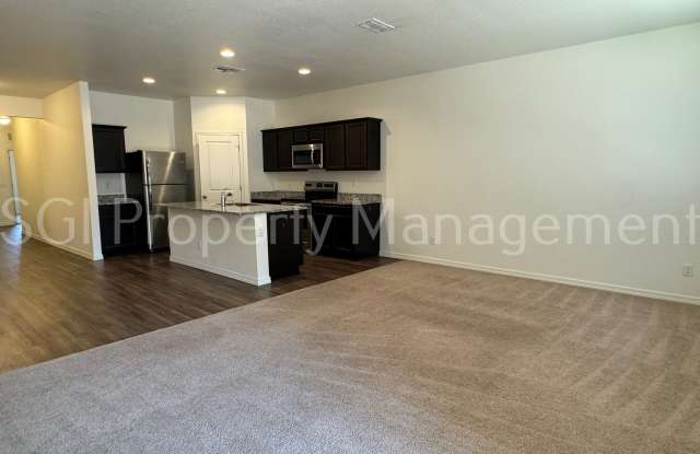 2379 E San Miguel Dr Gallery 3