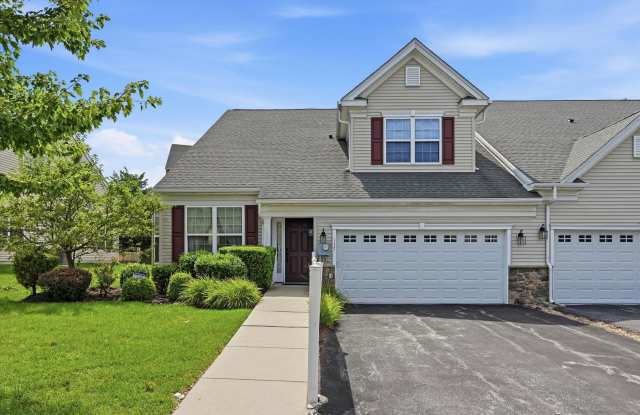 Rare Rental Opportunity in the Desirable Hillview 55+ Community photos photos