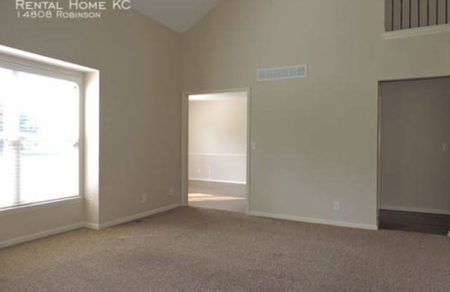 14808 Robinson Gallery 3