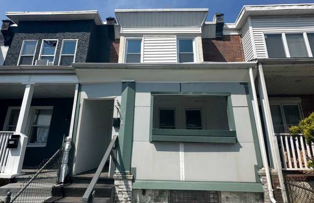 Renovated 3 Bed, 1 Bath townhome - 818 McDowell Avenue, Chester, PA 19013 Renovated 3 Bed, 1 Bath townhome - 818 McDowell Avenue, Chester, PA 19013