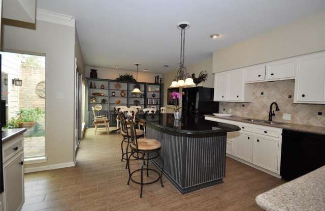 318 E Fair Harbor Lane - 318 East Fair Harbor Lane, Houston, TX 77079