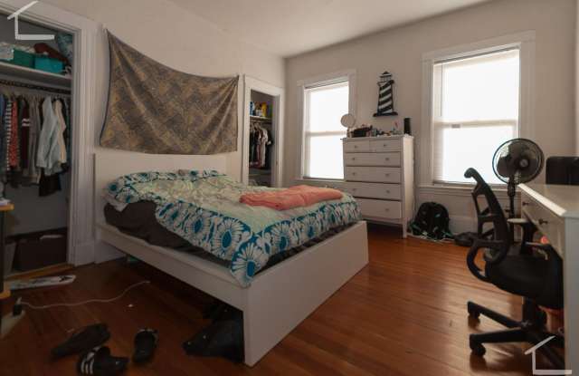 Large 5 bed in allston photos photos