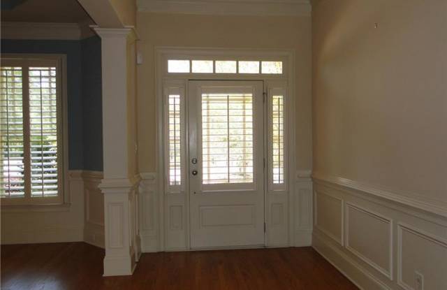 720 Streamview Way Gallery 3