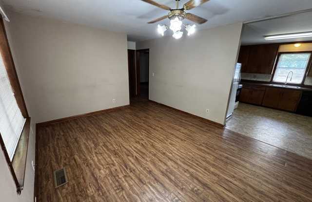 307 N CENTRAL ST Gallery 3
