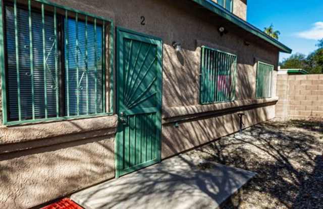 610 E Waverly St photos photos