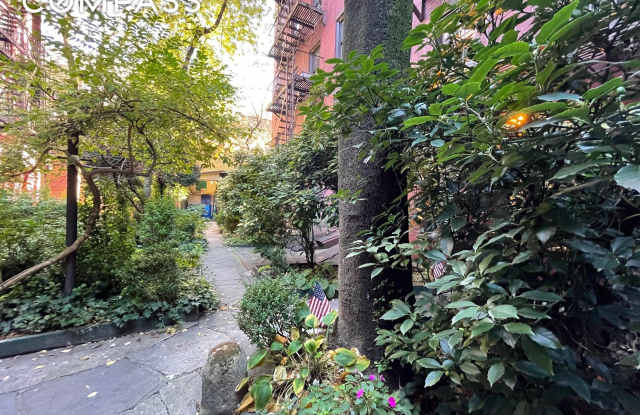 58 West 8th Street photos photos