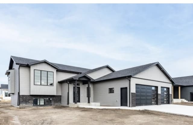 3800 Nickel Street - 3800 Nickel Street, Burleigh County, ND 58503