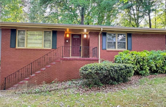222 Pineview Drive Gallery 2