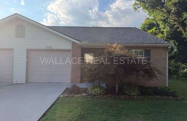 END UNIT 2 BEDROOM, 2 BATH CONDO IN POWELL IN BROCKTON PLACE!! photos photos
