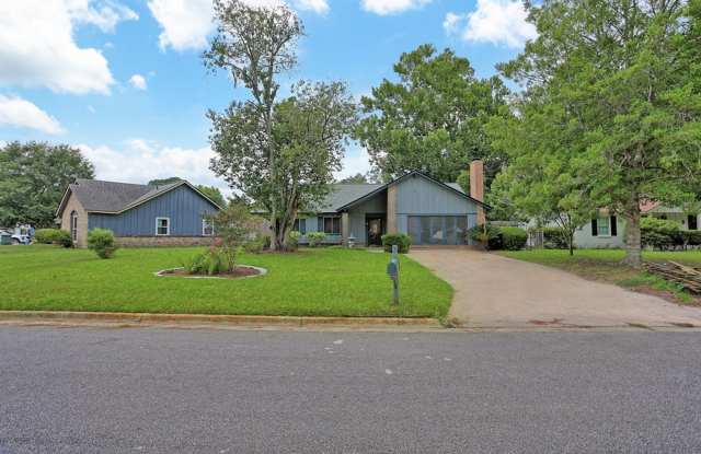 Beautifully Renovated 4-Bedroom, 2-Bath Home with Fenced Backyard photos photos