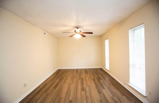 34 Woodbriar Drive Gallery 4