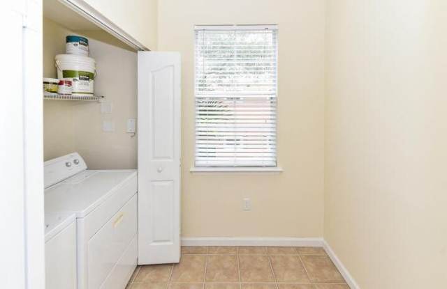 9887 Baywinds Drive Gallery 4